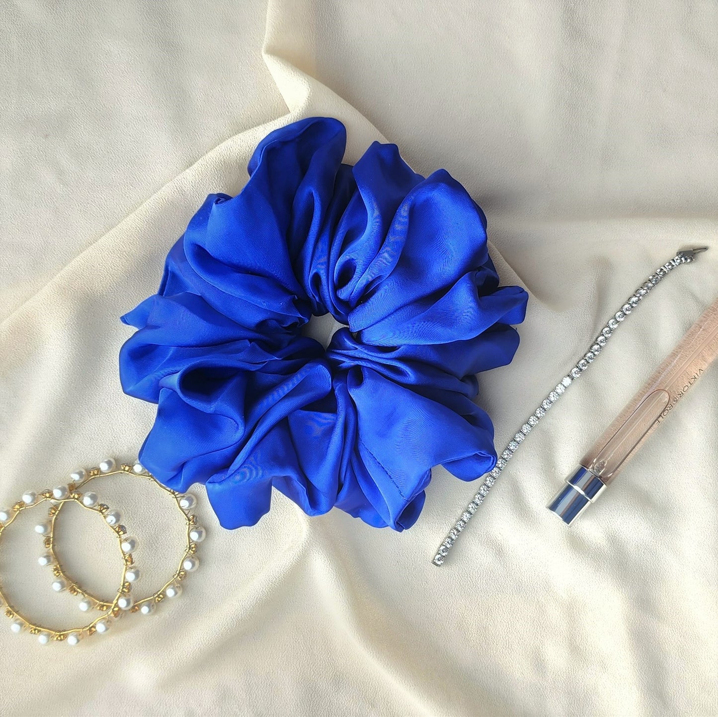 Small Royal Sapphire Silk Scrunchie 🔹