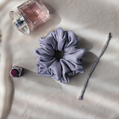 Moonlight Elegance – A Shimmering Touch