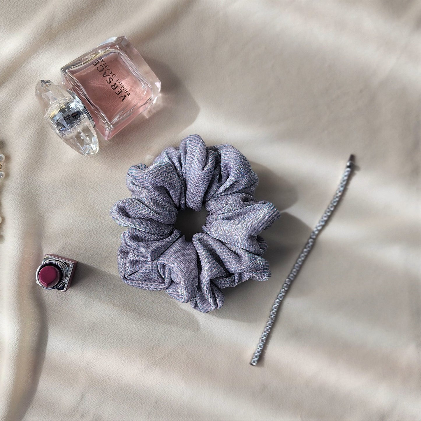 Moonlight Elegance – A Shimmering Touch